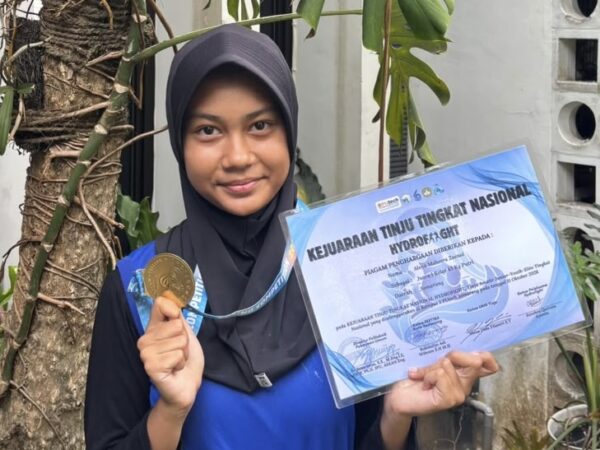 Juara 1 Tinju Kejuaraan Nasional