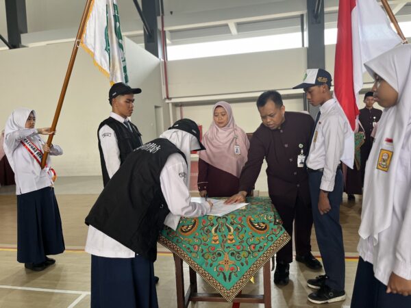 Sertijab Rohis SMPIH
